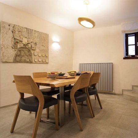 Villa Castel Bale Luaran gambar